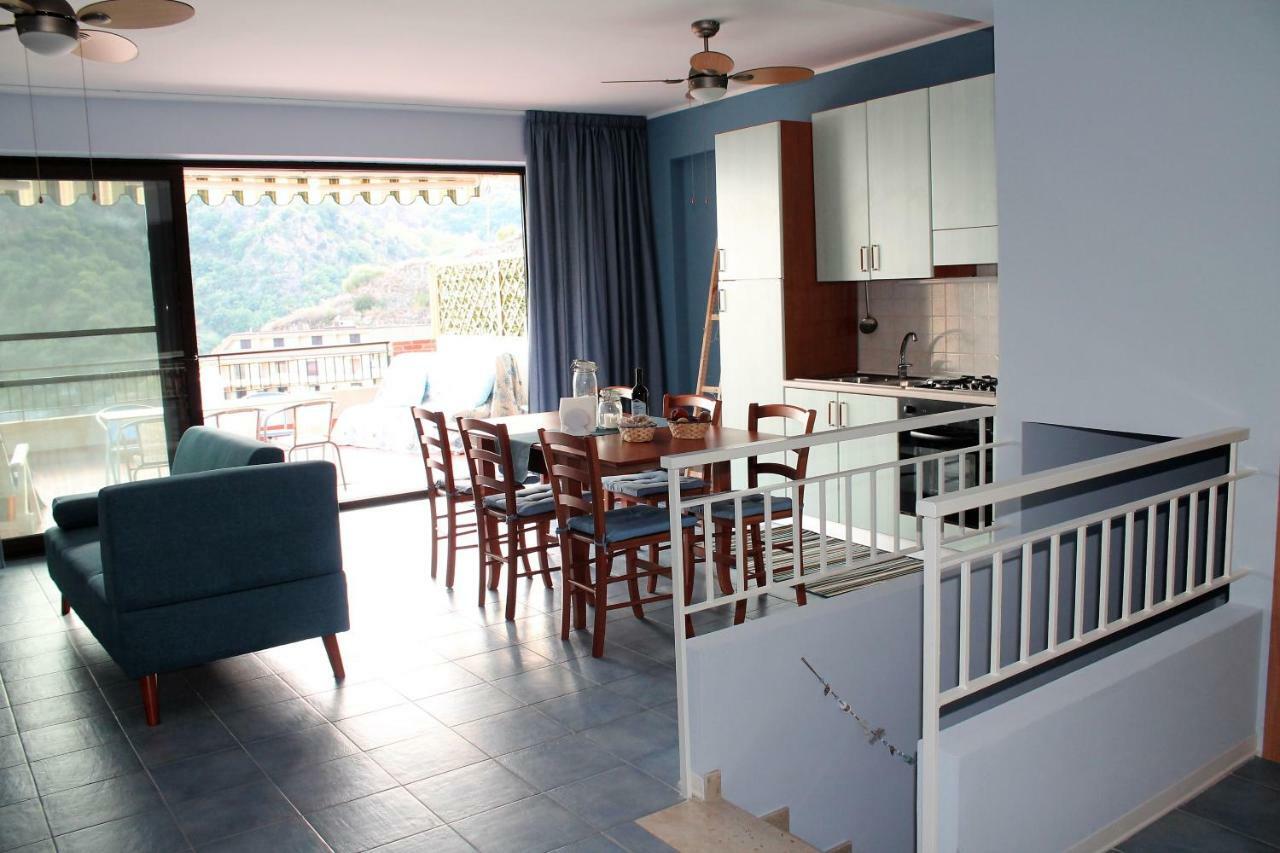 勒托阳尼Light Blue House公寓 外观 照片