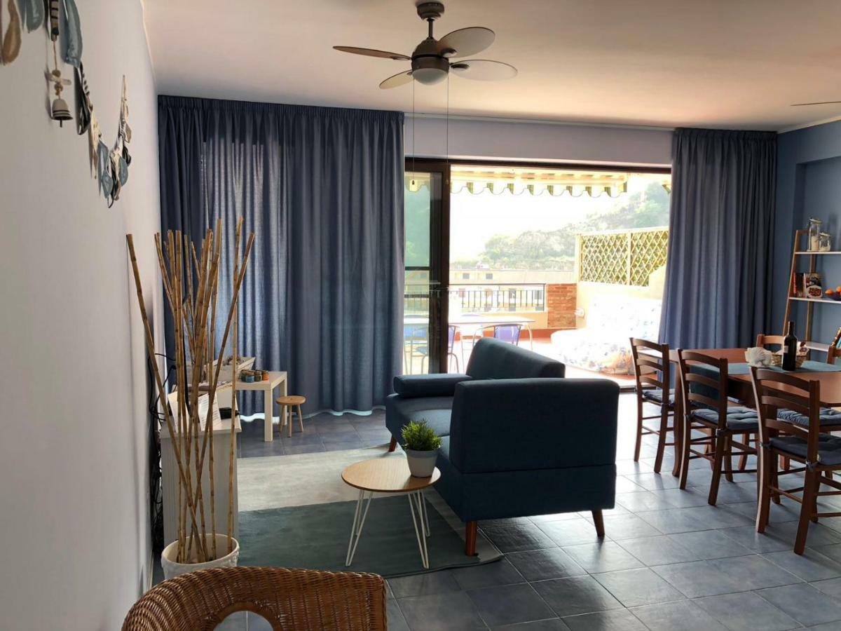 勒托阳尼Light Blue House公寓 外观 照片